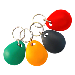 Čipy, karty a diaľkové ovládania