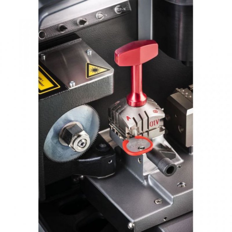 Futura Pro Unlimited - řezání zubového cylindrického klíče