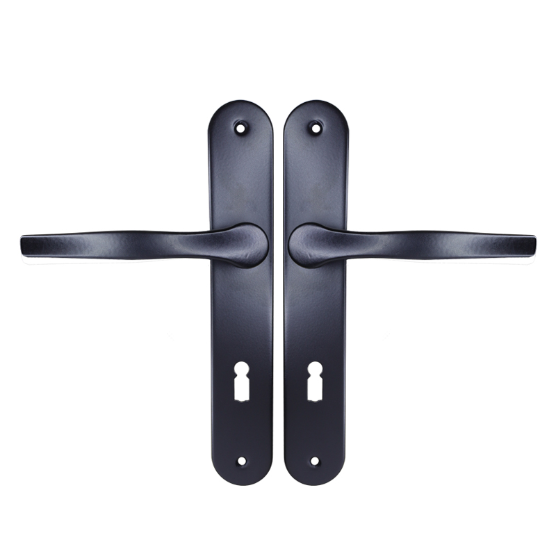 Iseo kování černé, s otvorem pro klíč.