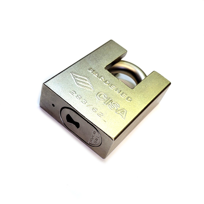 Bezpečnostní visací zámek CISA s ochranou třmenu